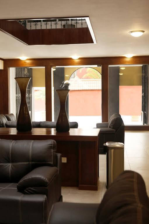 Monte Salerno Hotel & Suites Montemorelos Exterior photo