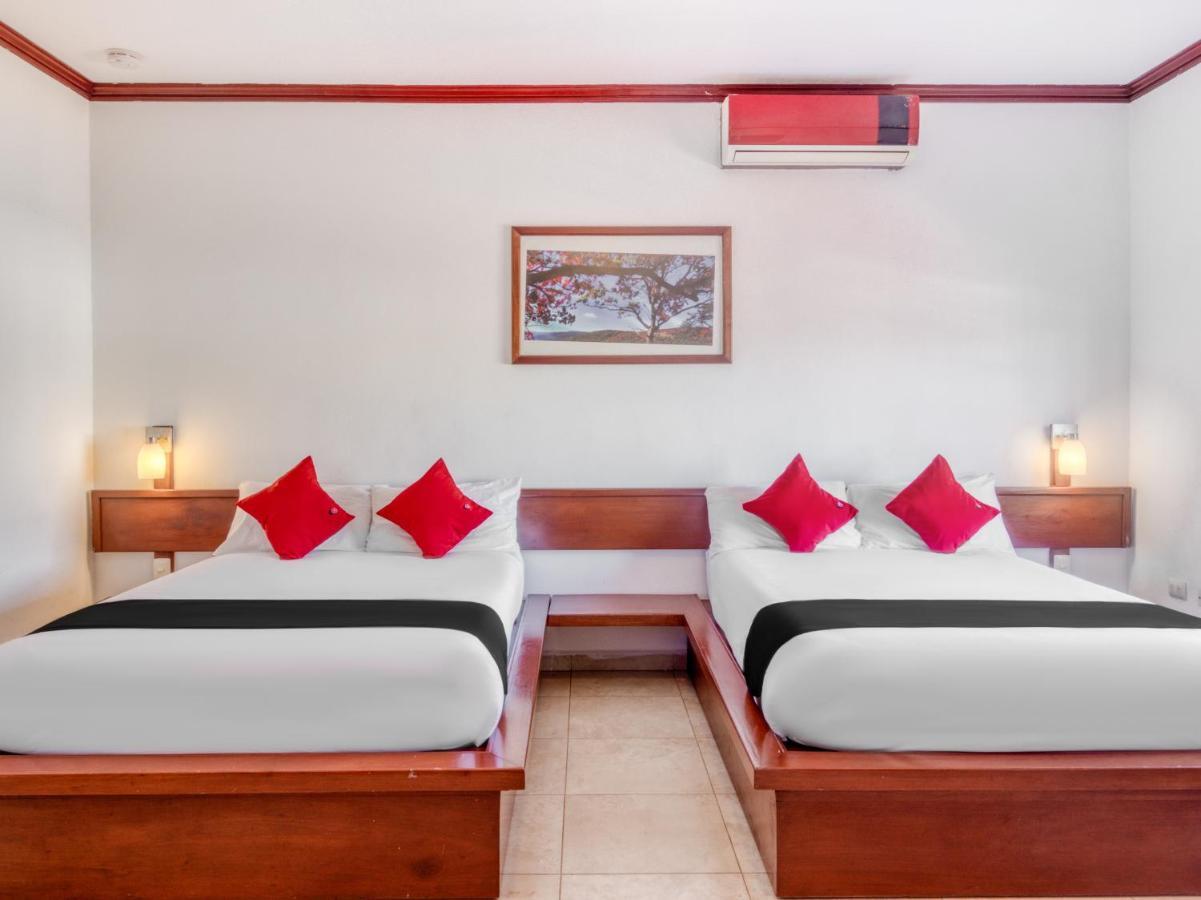 Monte Salerno Hotel & Suites Montemorelos Exterior photo